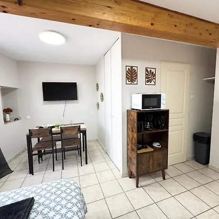 Modernes & Confort A Valence, Drome Apartment *